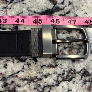 Dickies Black & Brown reversible Belt with Silver Buckle size 40” like new